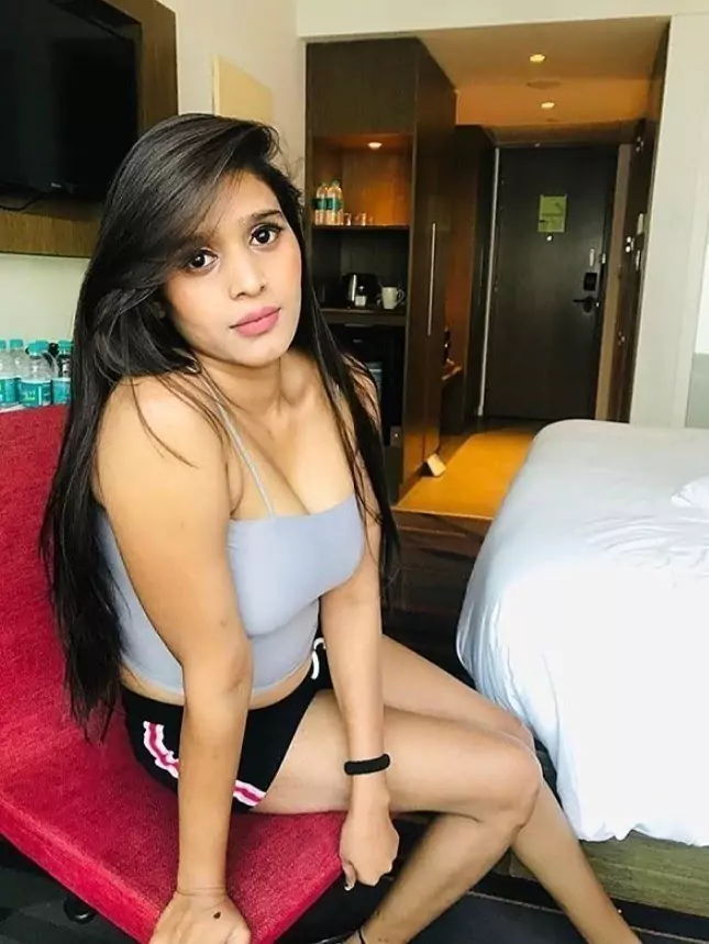 कॉल गर्ल्स सर्विस  नेय्याट्टिंकारा